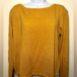 Lightweight knit sweater with glitter detail